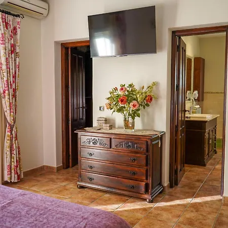 Casa Belisa Con Piscina En *
