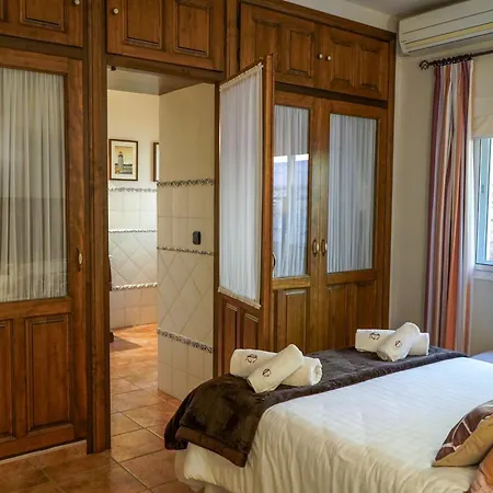 Casa Belisa Con Piscina En מיחאס