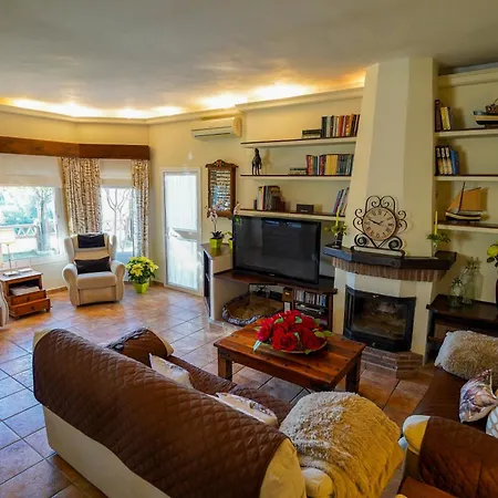 Casa Belisa Con Piscina En